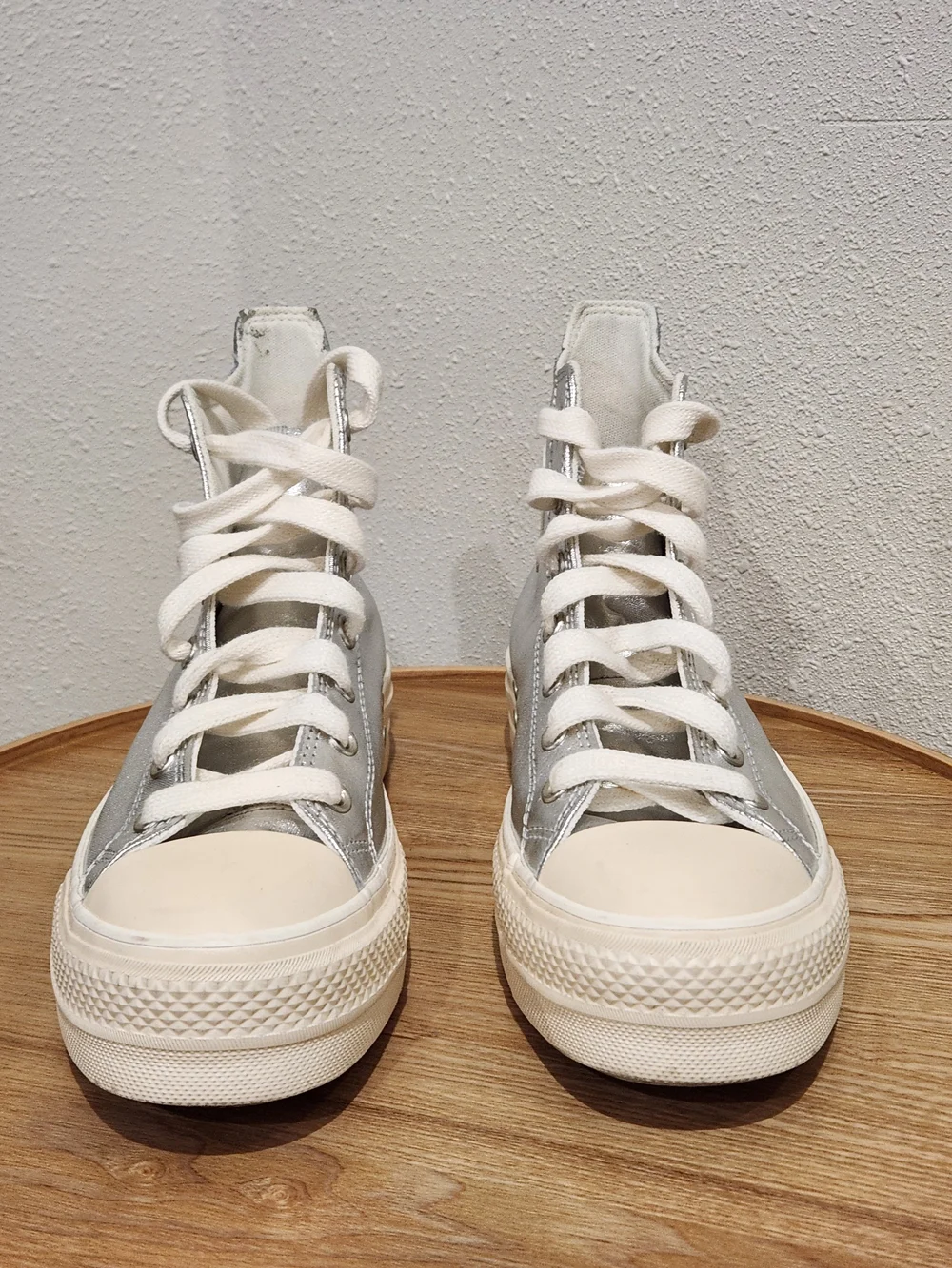 Converse Chuck Taylor All Star High Top Sneakers - Silver Size 10 - Picture 5 of 8